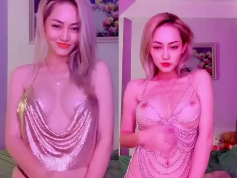 Em ngọc hà vú đẹp nứng lồn thẩm du p1